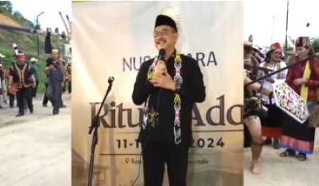 Ritual Adat Suku Paser dan Suku Dayak Suarakan Dukungan bagi IKN